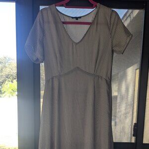 Clad and Cloth - Stripe Maxi Dress - Cream & Black - US Size M